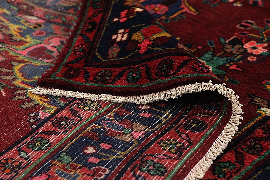 Jozan - Sarouk Persian Carpet 320x133 - Picture 4